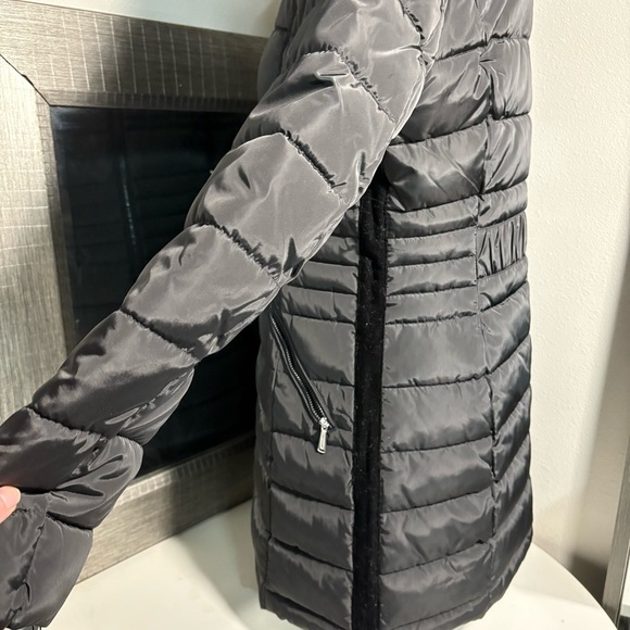 NWT Laundry by Shelli Segal woman’s puffer winter coat, size small - Picture 4 of 15